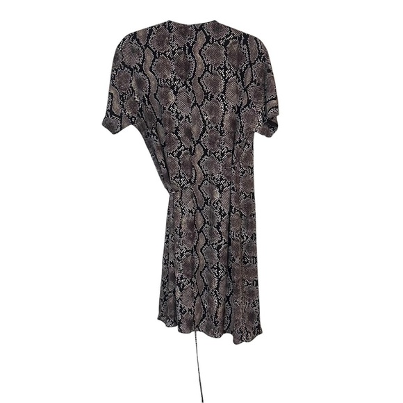 Aritzia Babaton Wallace Dress- Wrap Dress Pyhton Print- Size Medium - Picture 7 of 12
